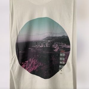 Levi's RELAXED t-shirt - NWT